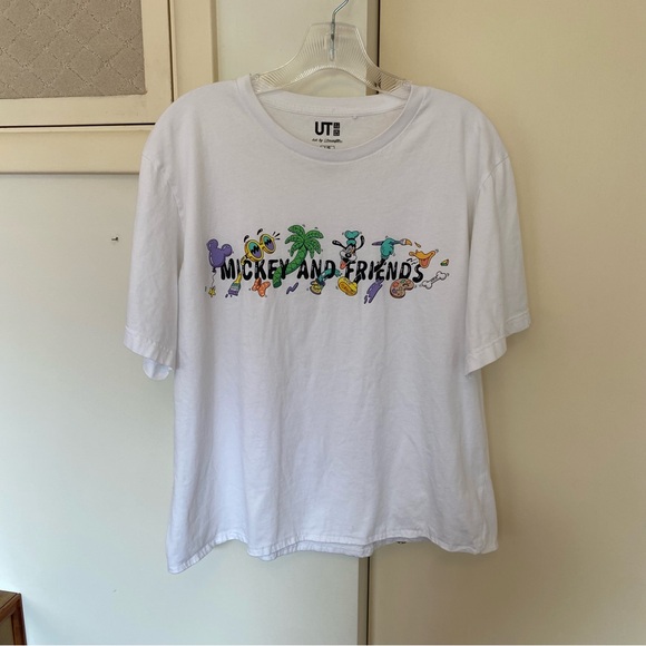 Uniqlo Mickey and Friends White T Shirt - Picture 4 of 7